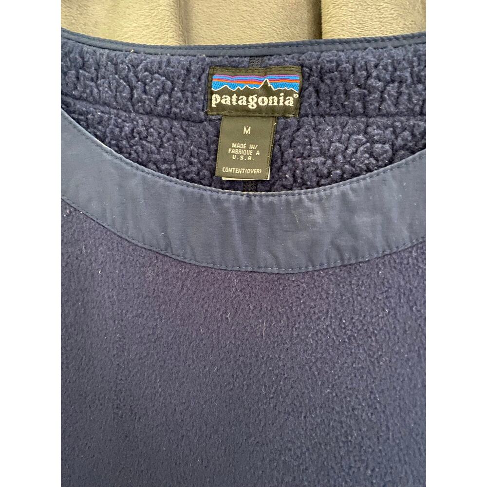 Patagonia Women's Navy Blue Pullover Fleece Sweatshirt - Picture 3 of 7